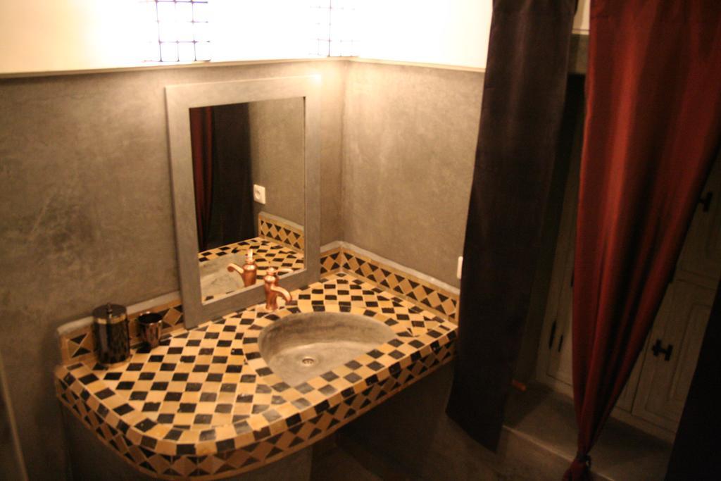 Riad 5 Sens Marrakesh Exterior photo